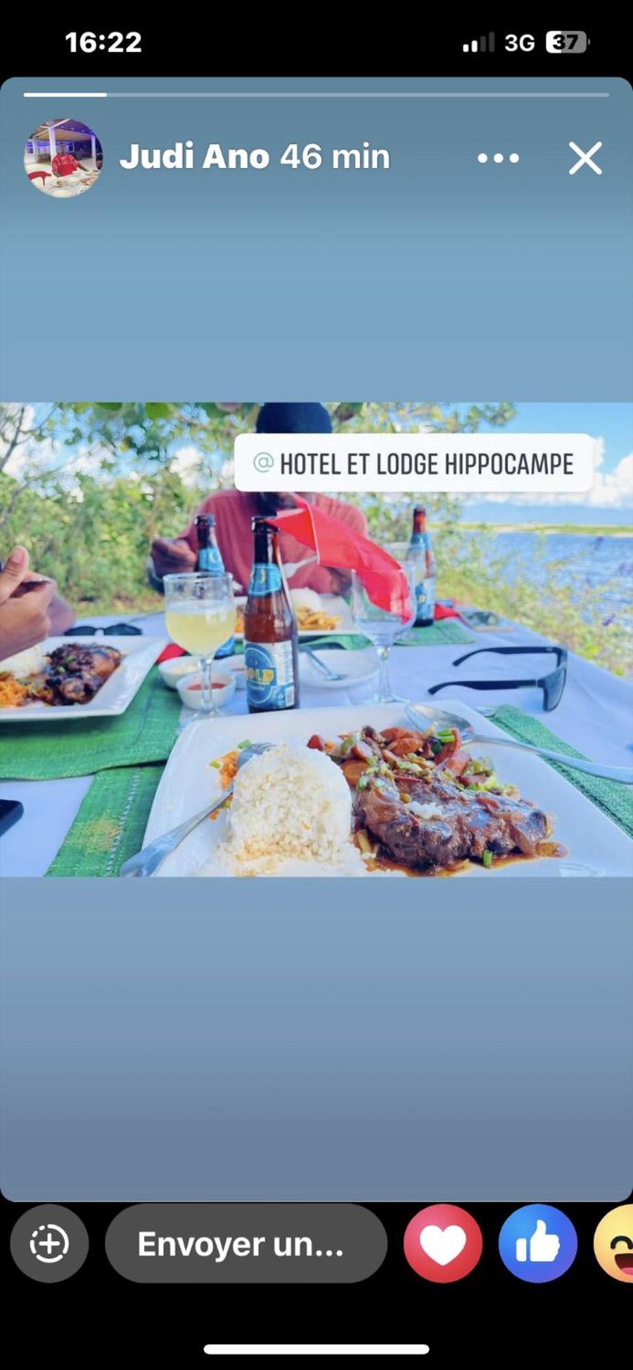 L Hippocampe Hotel มาโรอันท์เซตรา ภายนอก รูปภาพ